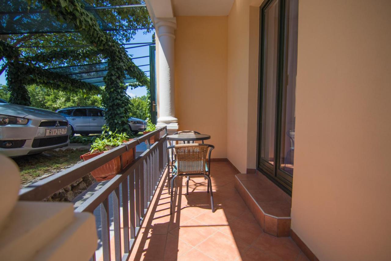 Villa Rustika Malinska Esterno foto